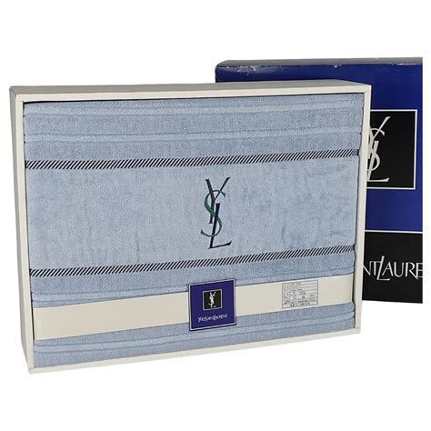 serviette de plage yves saint laurent